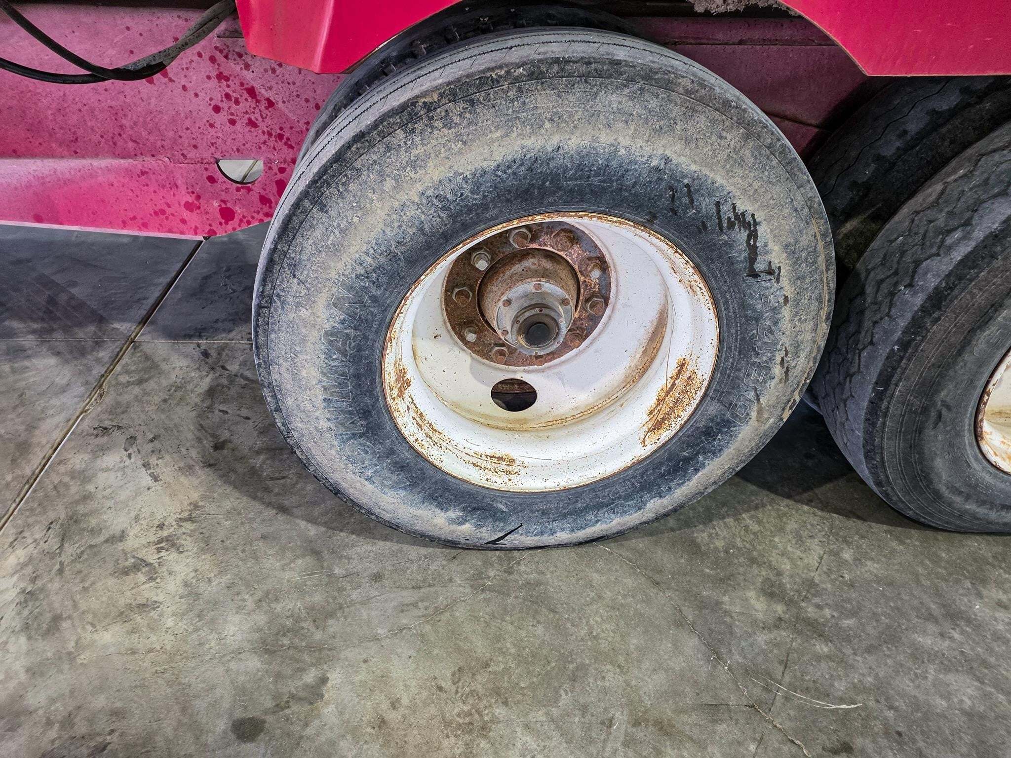 2018 Supreme International 1200T Grinders and Mixer