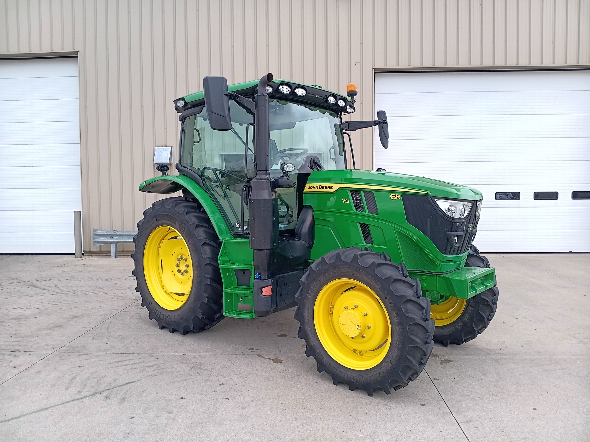2022 John Deere 6R 110 Tractor
