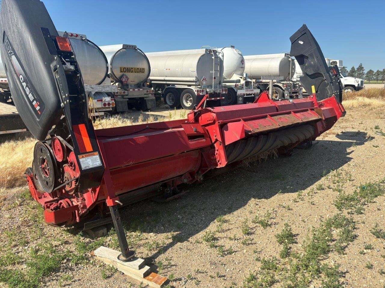 2011 Case IH HDX182 Self-Propelled Windrowers and Swather