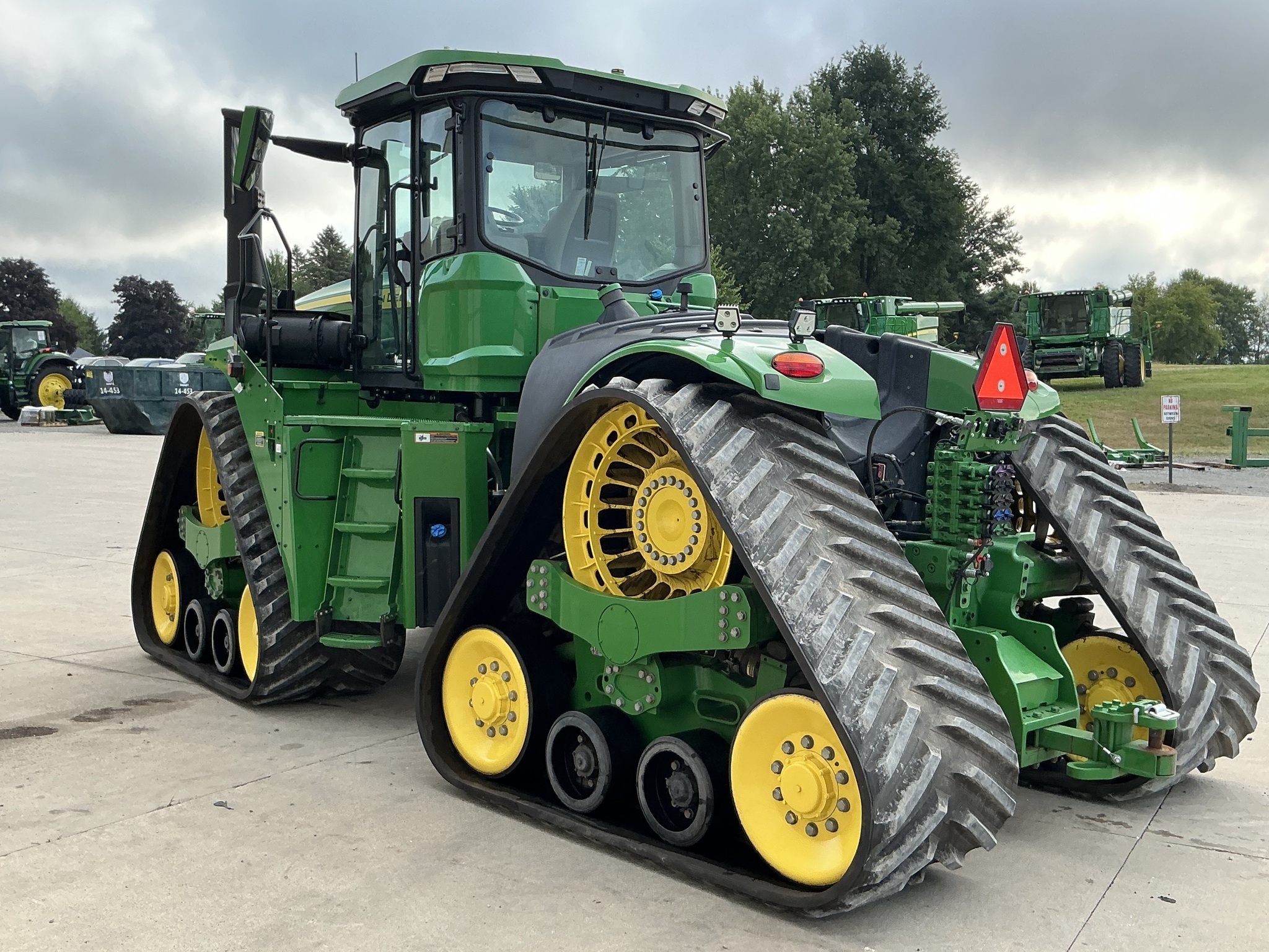 2025 John Deere 9RX 640 Tractor