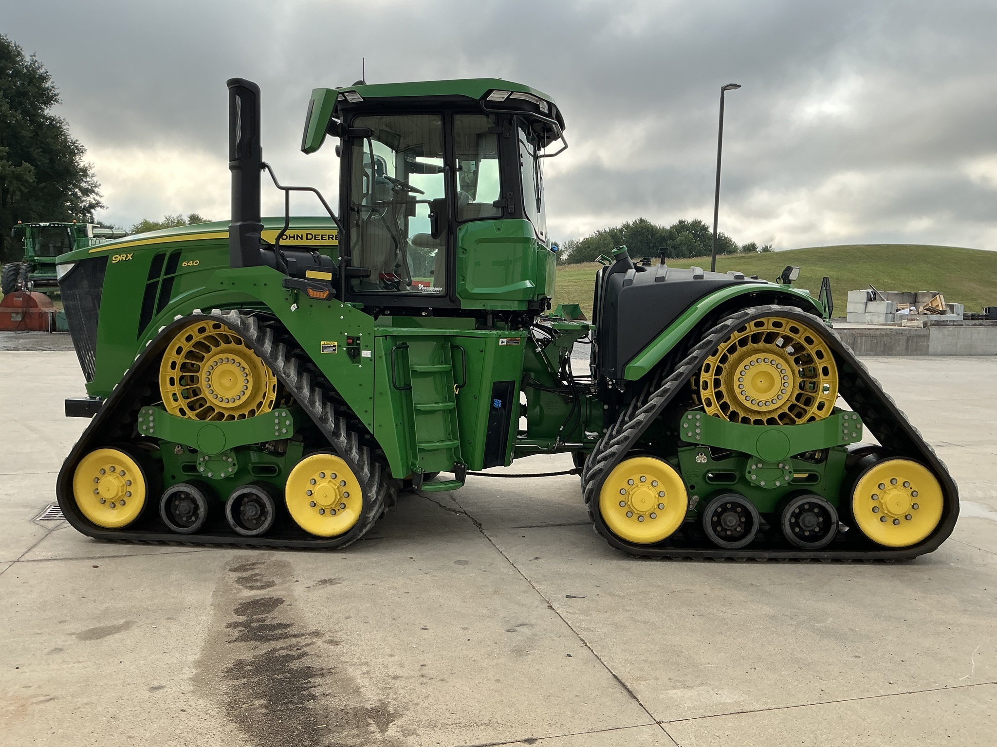 2025 John Deere 9RX 640 Tractor