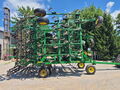 2011 John Deere 2210 Field Cultivator