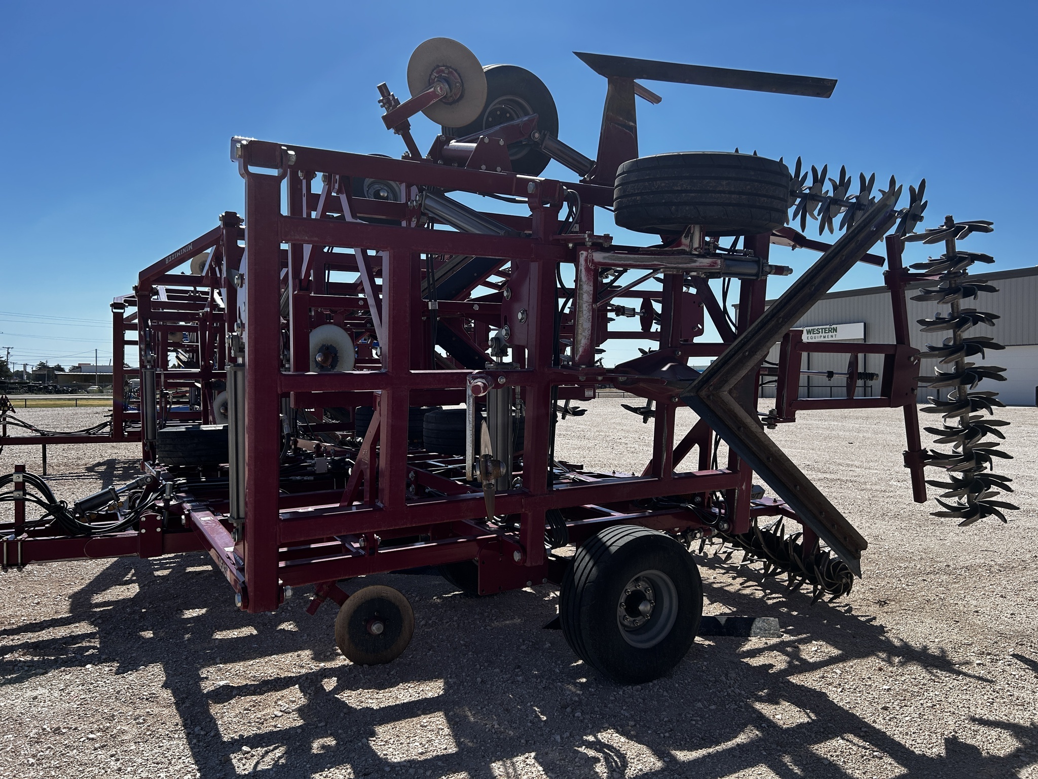 2022 Premier 9x6 Minimizer Field Cultivator