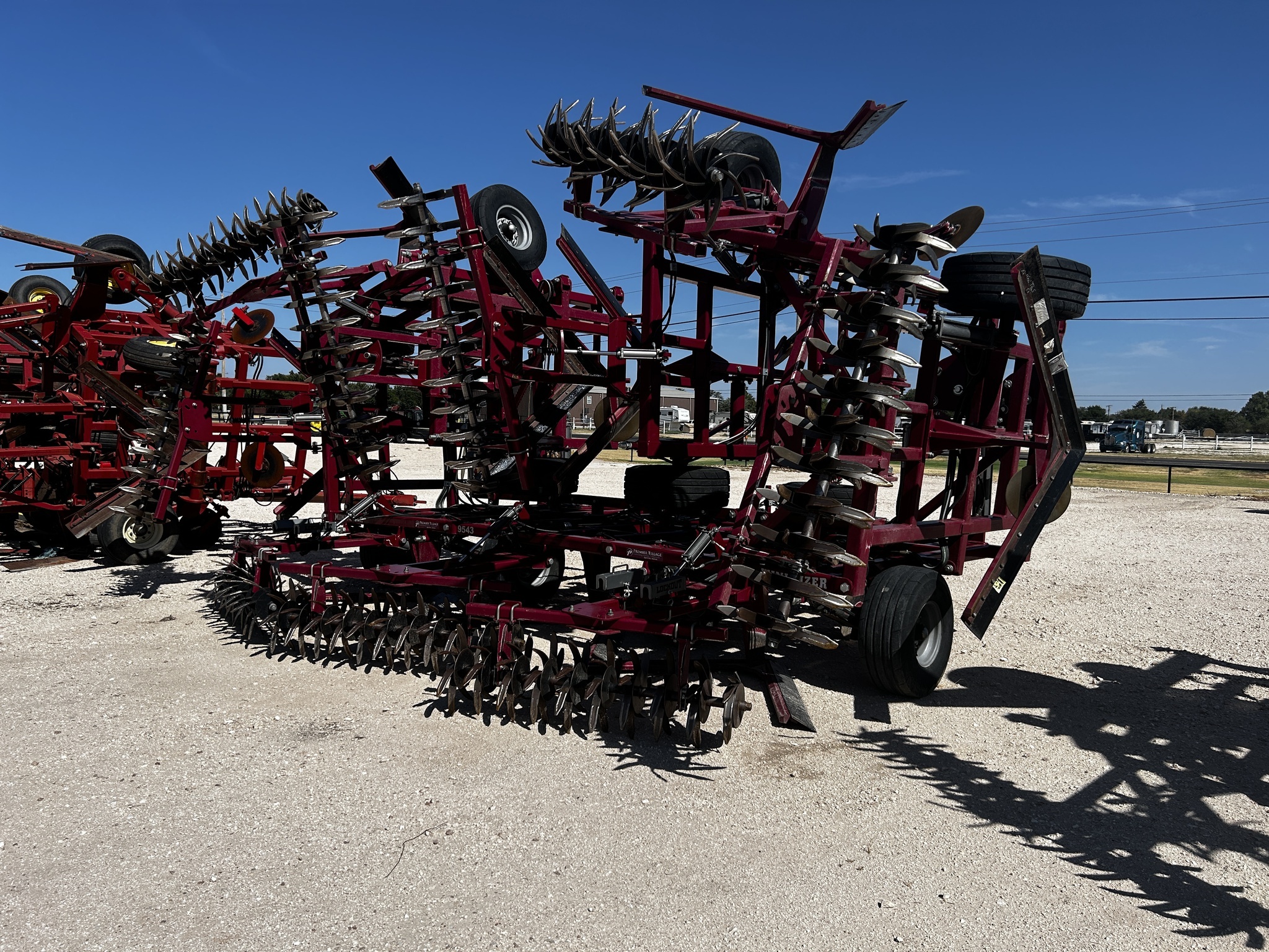 2022 Premier 9x6 Minimizer Field Cultivator