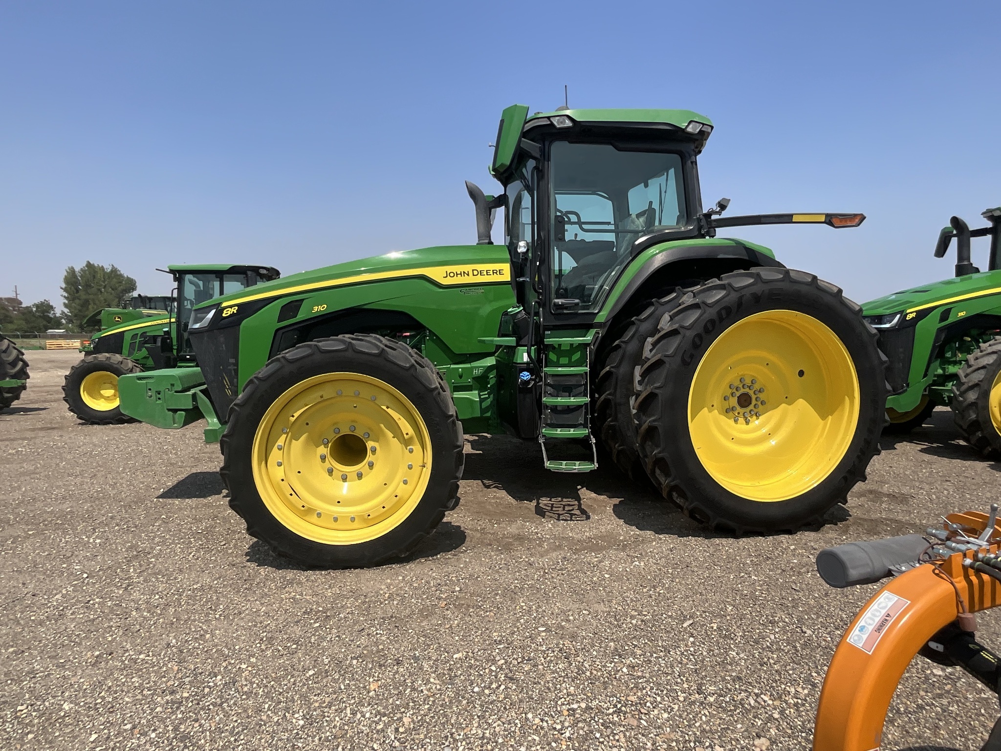 2022 John Deere 8R 310 Tractor