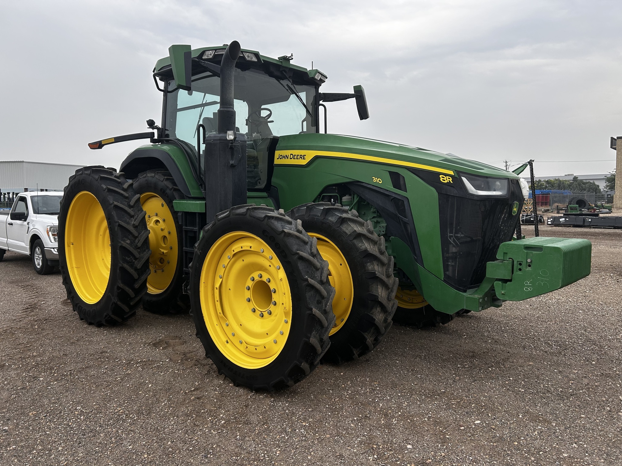 2022 John Deere 8R 310 Tractor