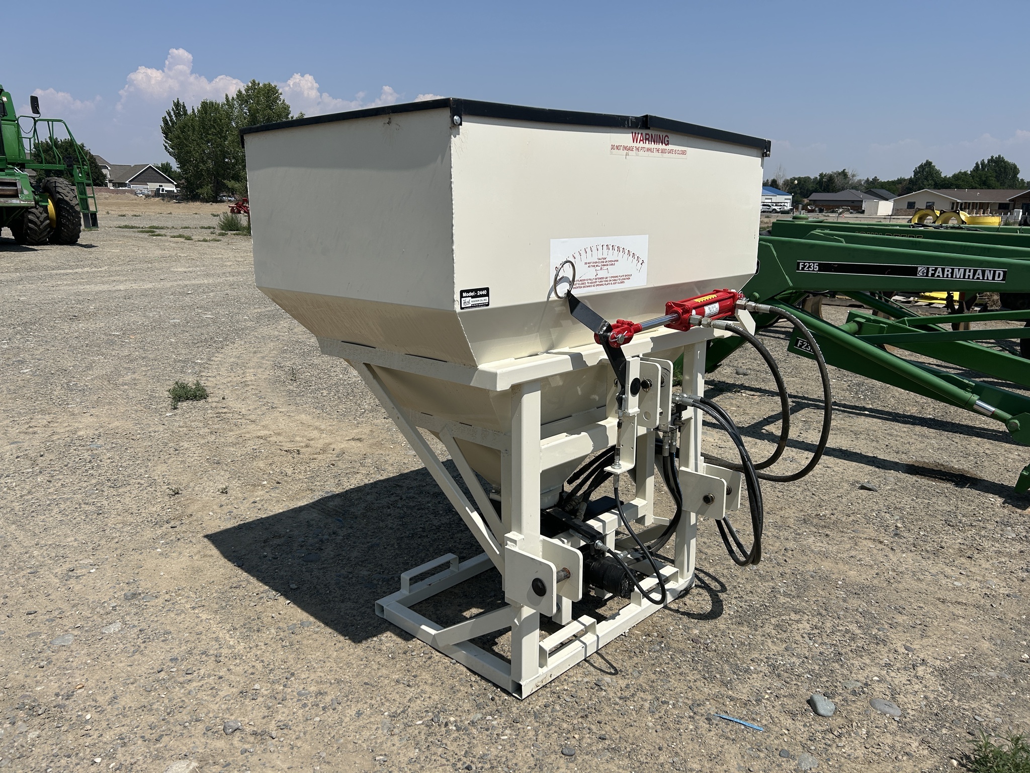 2026 Kasco 2440 Pull-Type Fertilizer Spreader