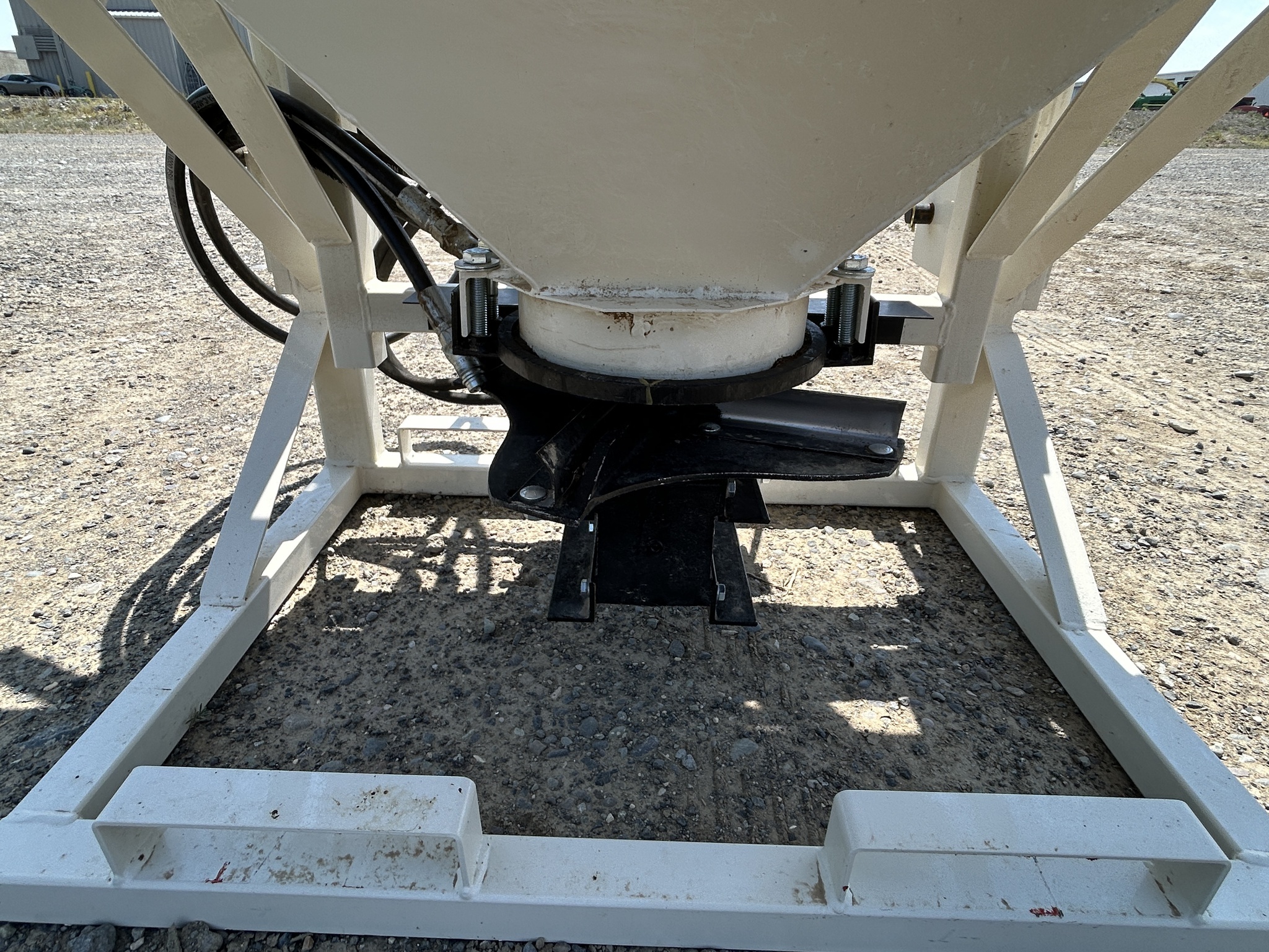 2026 Kasco 2440 Pull-Type Fertilizer Spreader