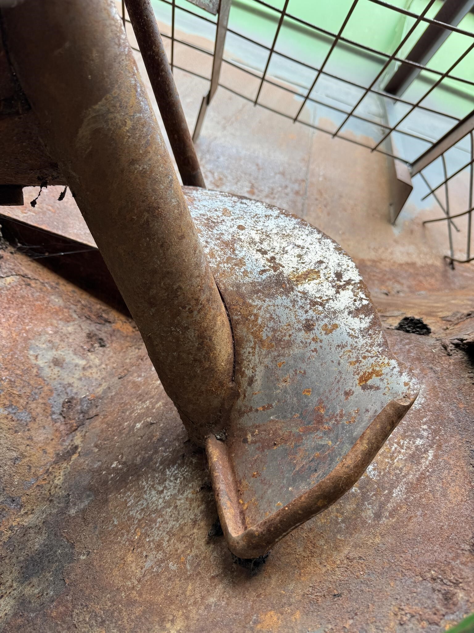  J&M 750-16 Grain Cart