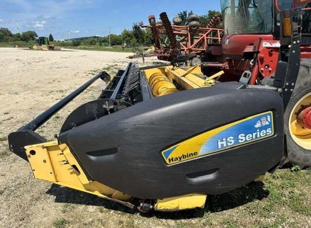 2010 New Holland H8040 Self-Propelled Windrowers and Swather