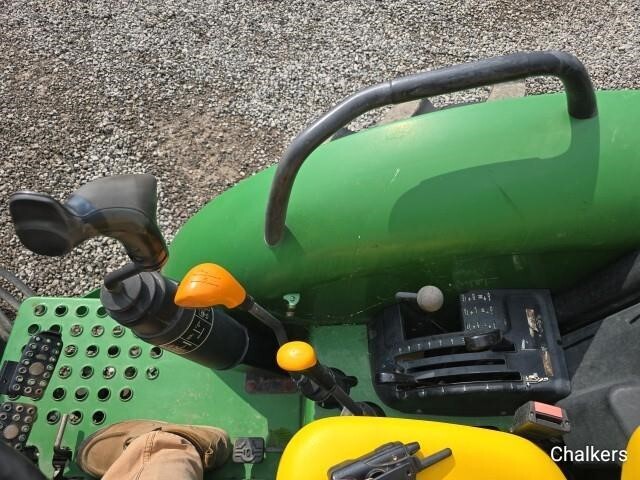  John Deere 5325 Tractor