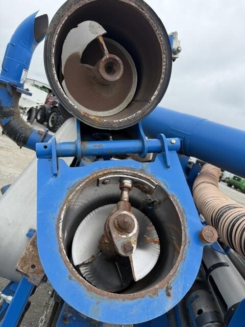  Brandt 7500HP Grain Vac