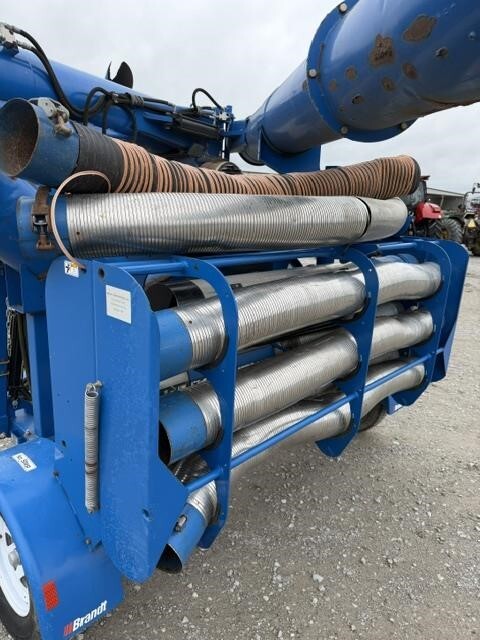  Brandt 7500HP Grain Vac