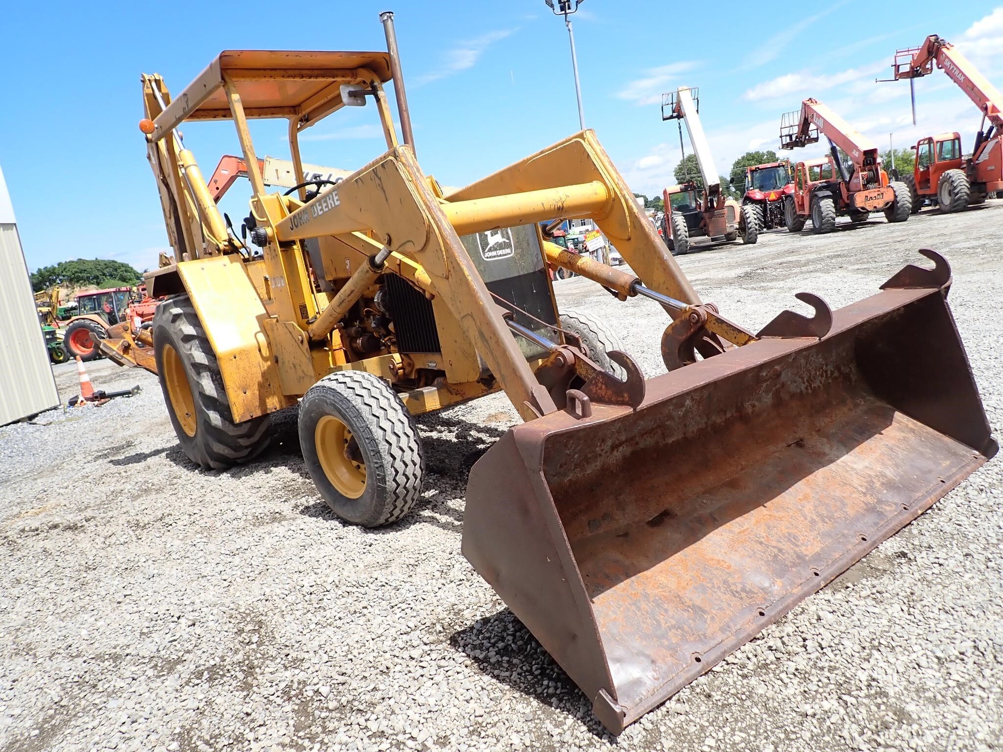  Deere 310B Backhoe