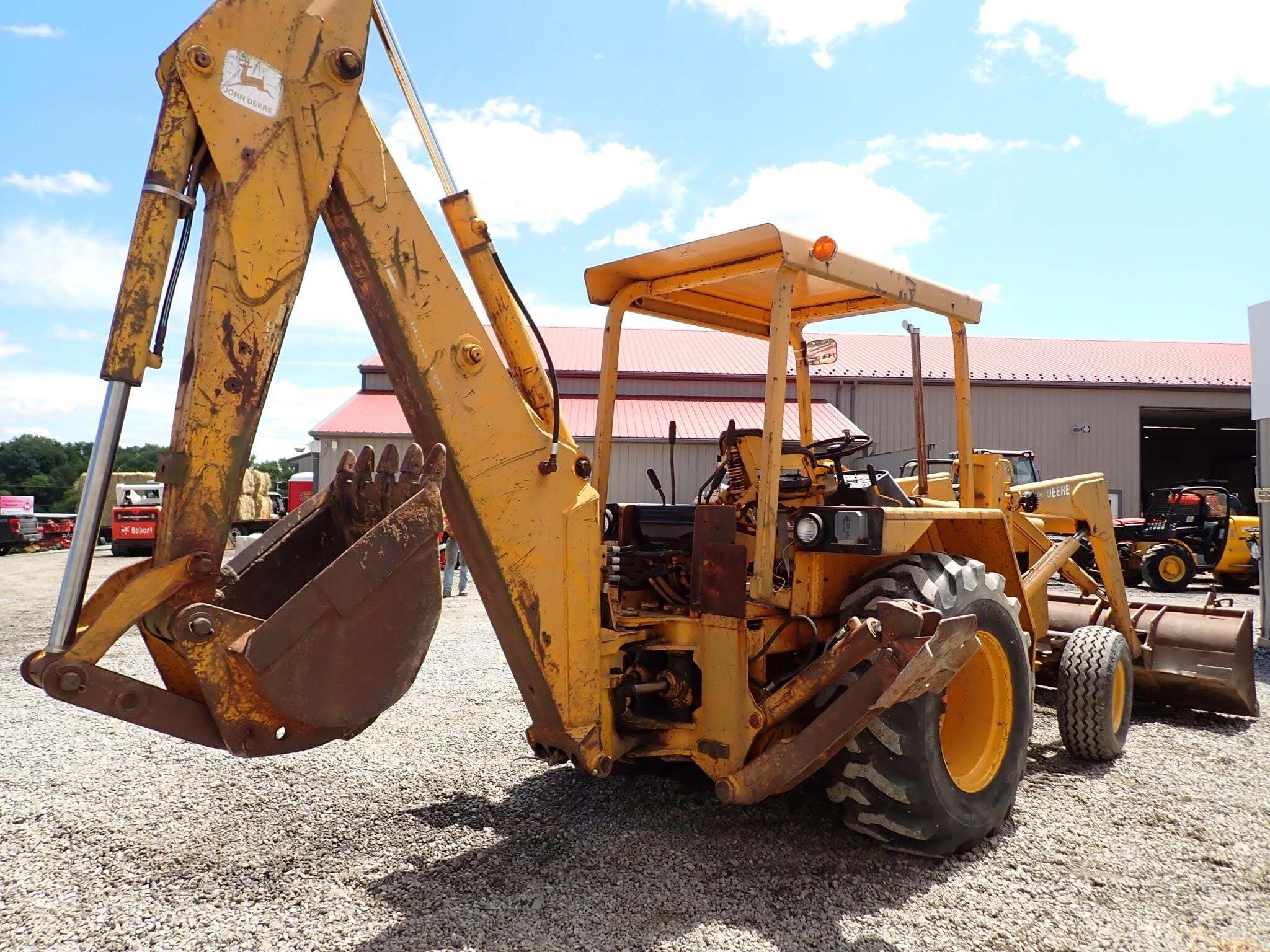  Deere 310B Backhoe