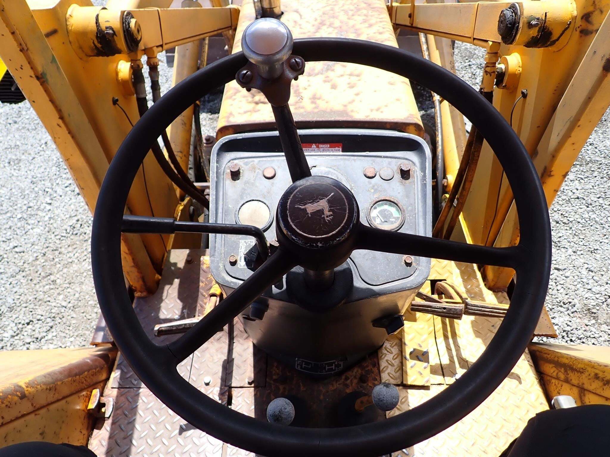  Deere 310B Backhoe