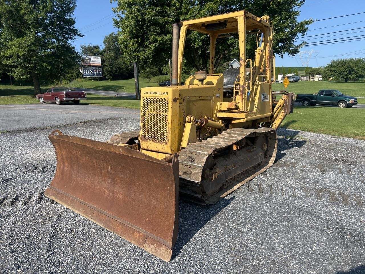 1984 Caterpillar D3B Dozer