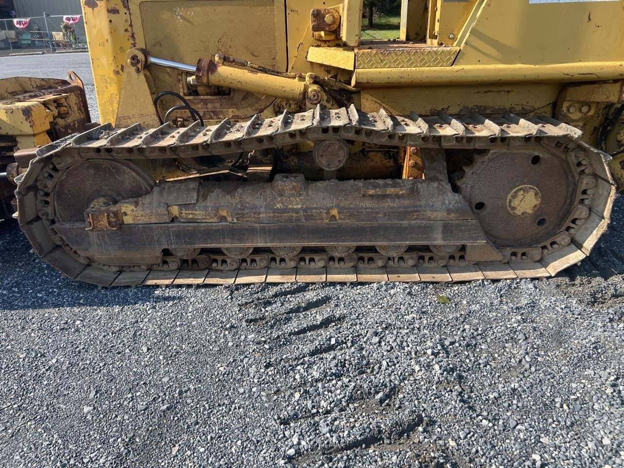 1984 Caterpillar D3B Dozer