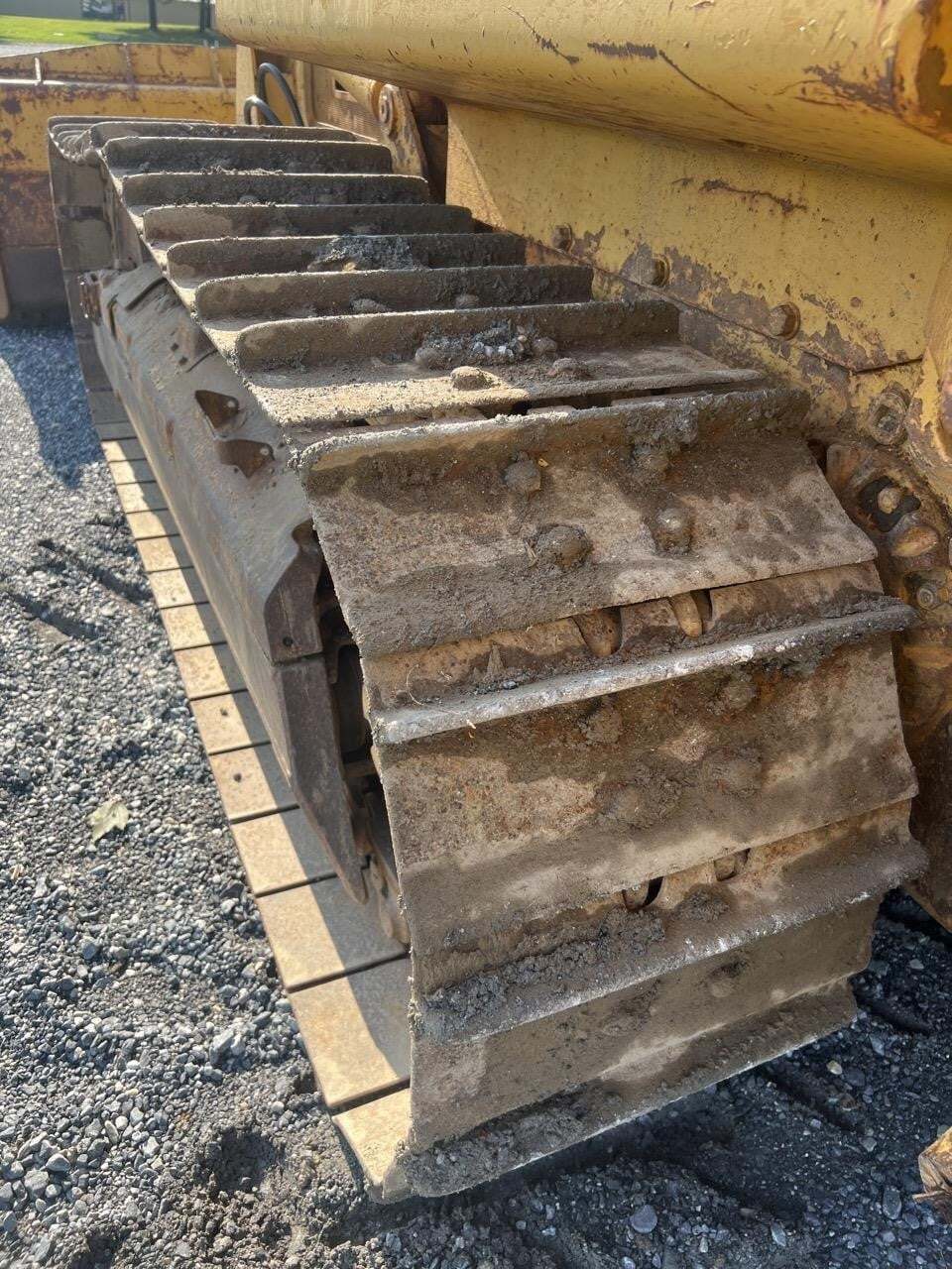 1984 Caterpillar D3B Dozer