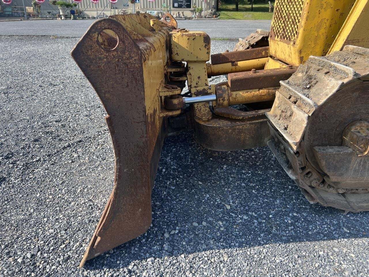 1984 Caterpillar D3B Dozer