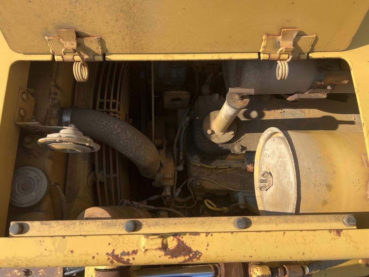1984 Caterpillar D3B Dozer