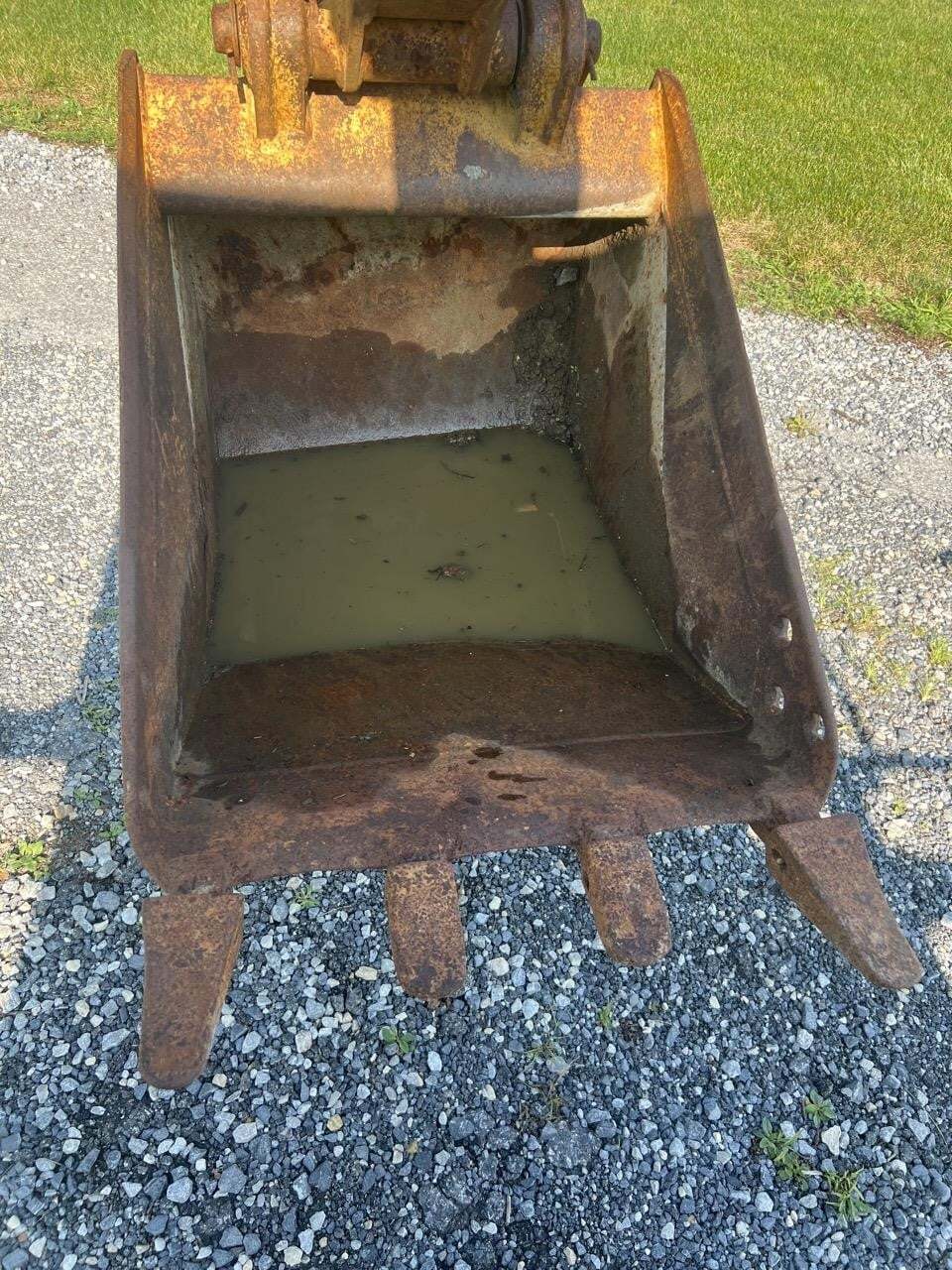 1984 Caterpillar D3B Dozer