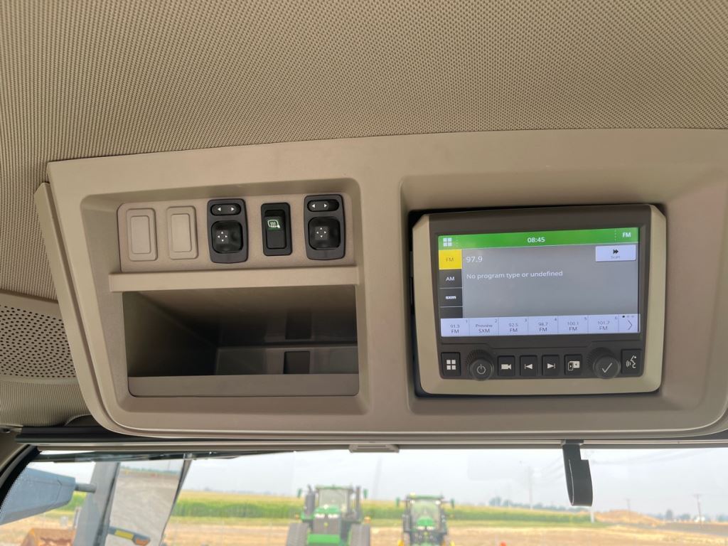 2025 John Deere 8R 370 Tractor