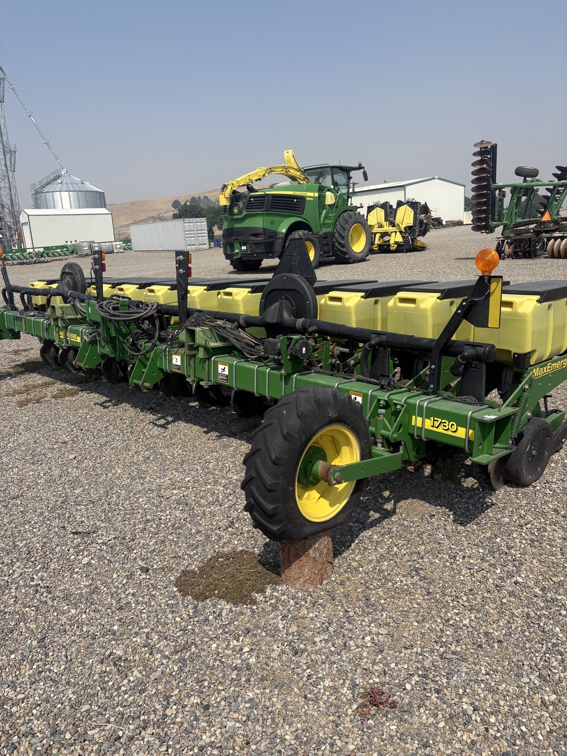 2009 John Deere 1730 Planter