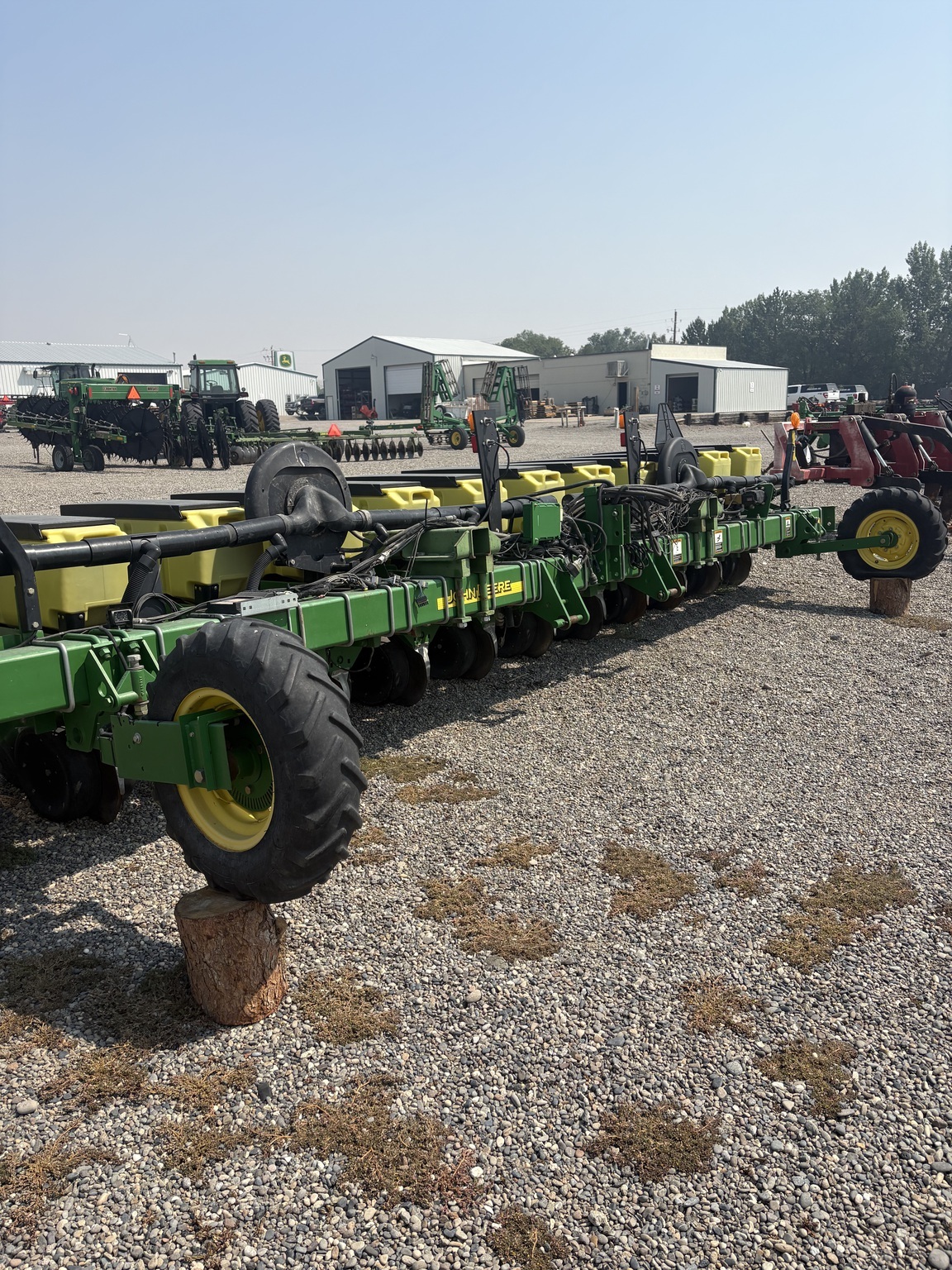 2009 John Deere 1730 Planter