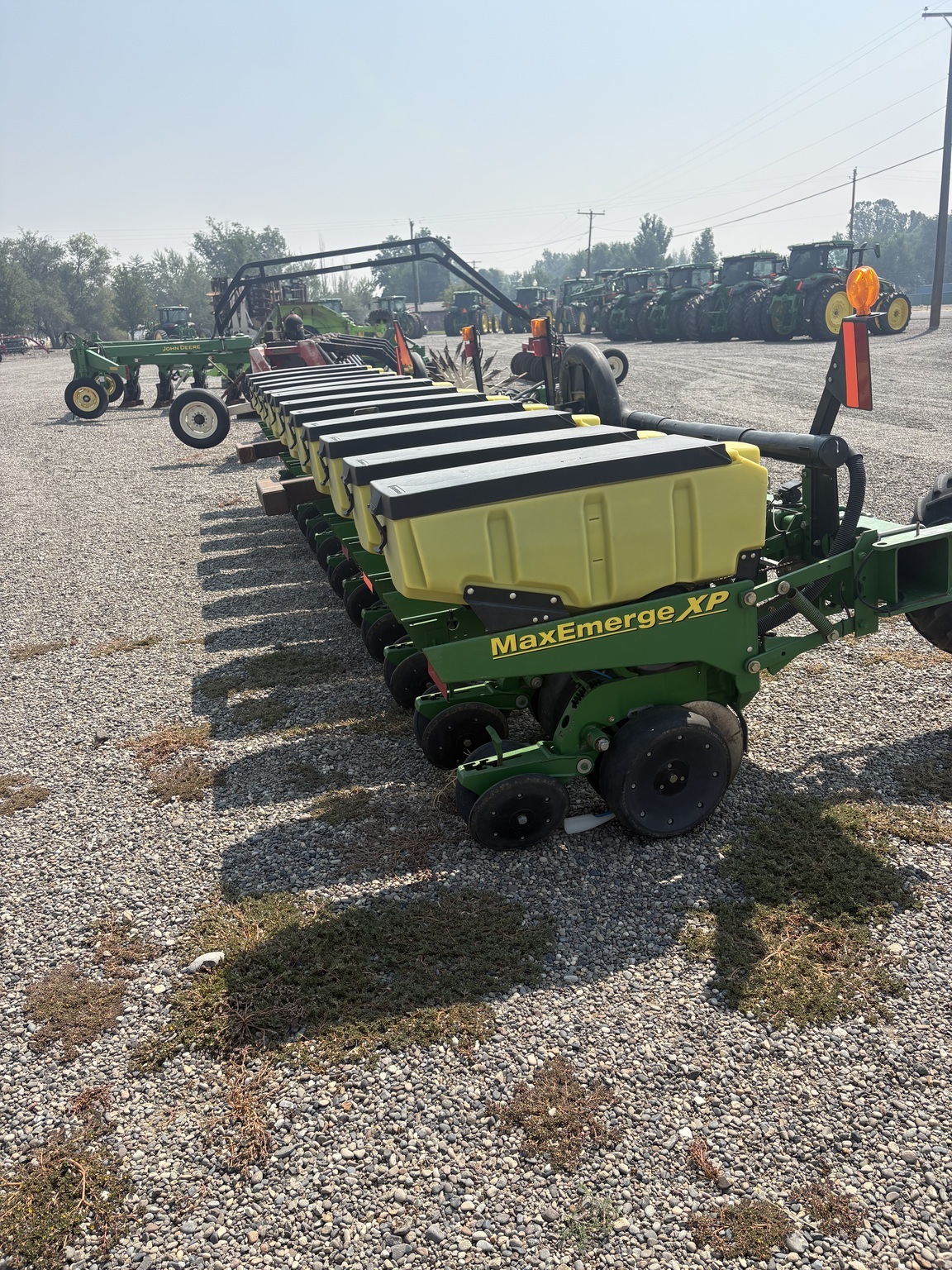 2009 John Deere 1730 Planter