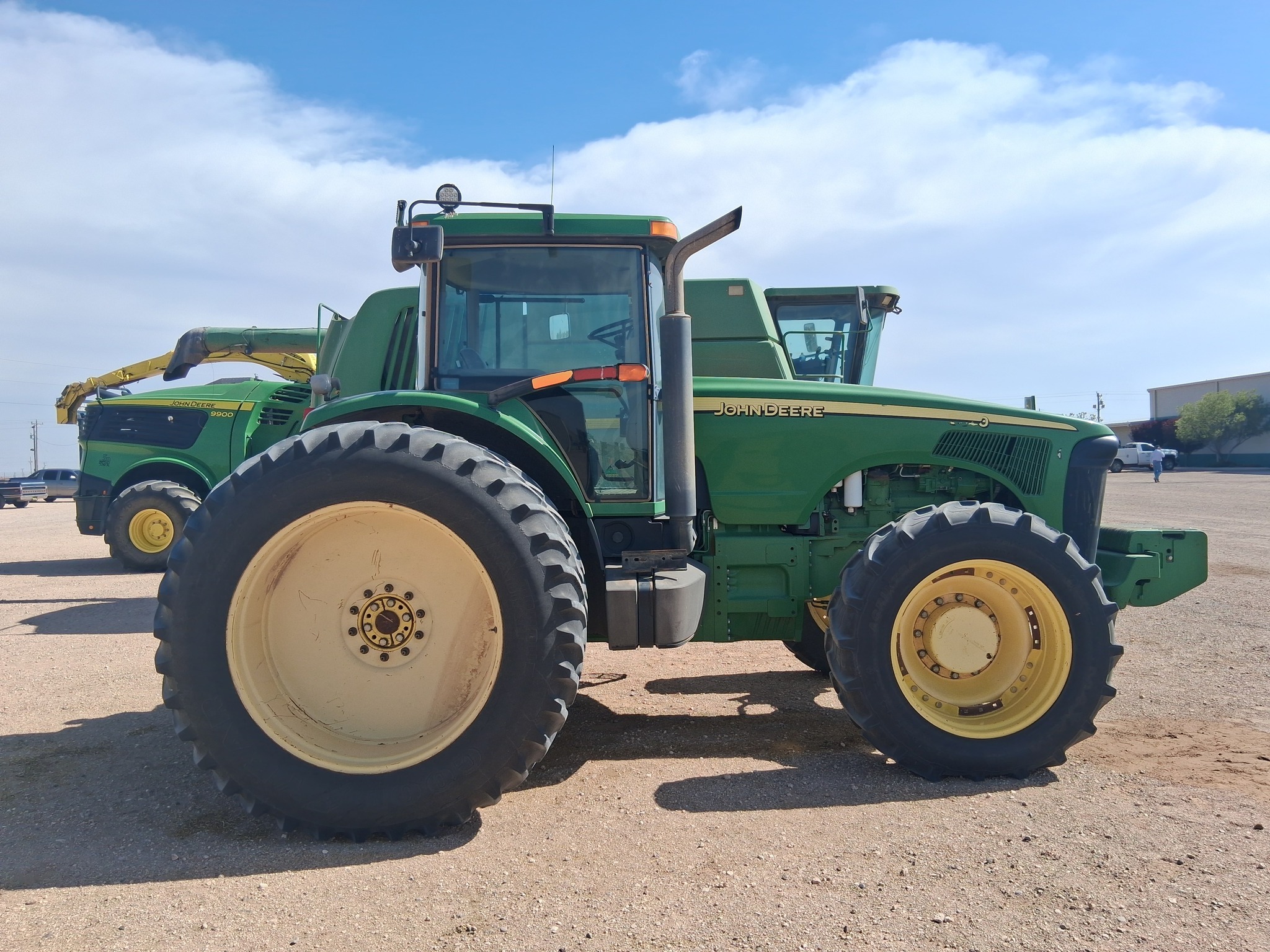 2002 John Deere 8320 Tractor