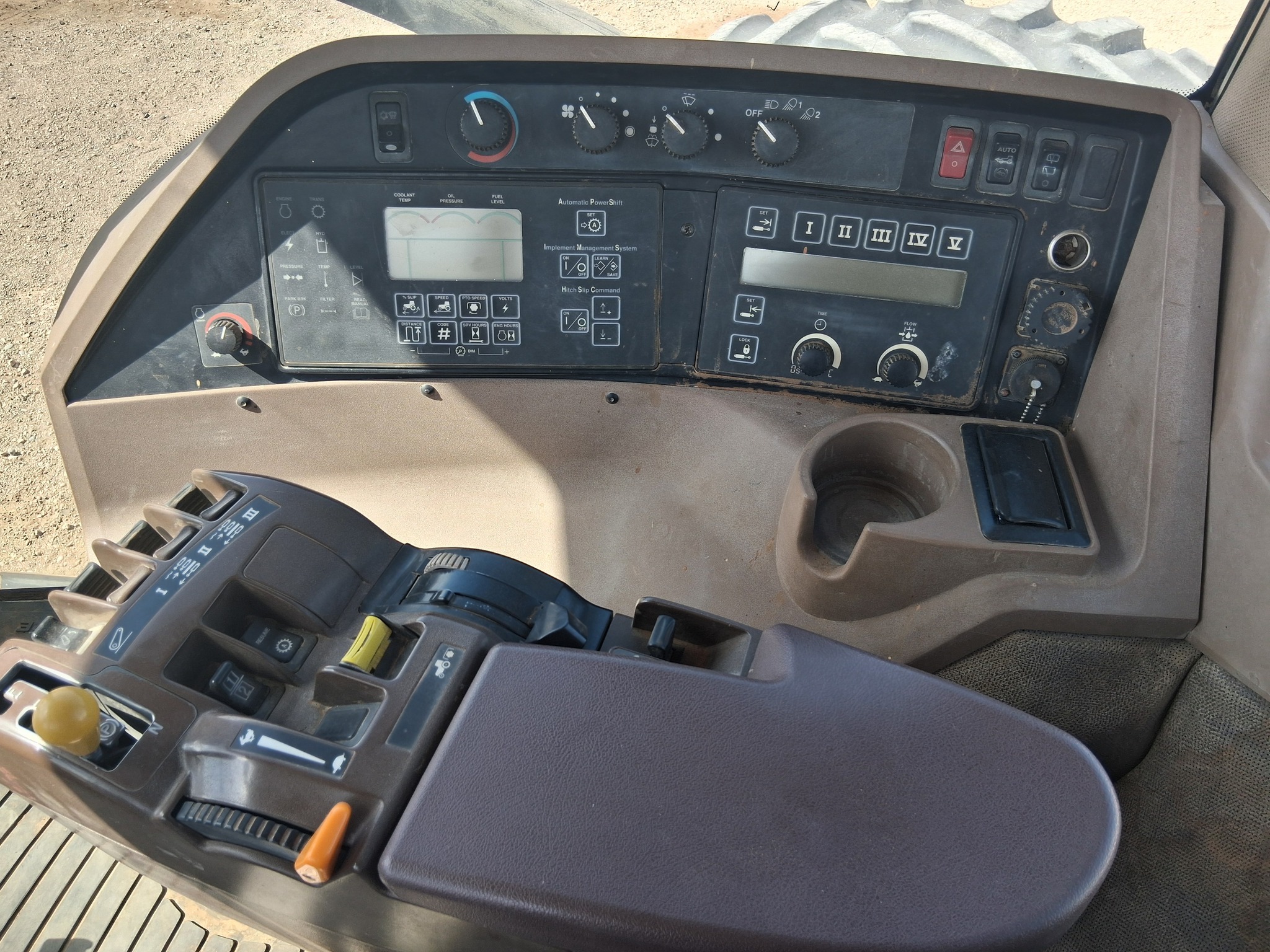 2002 John Deere 8320 Tractor
