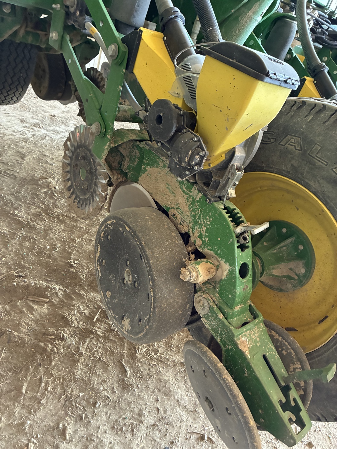 2014 John Deere 1770NT Planter