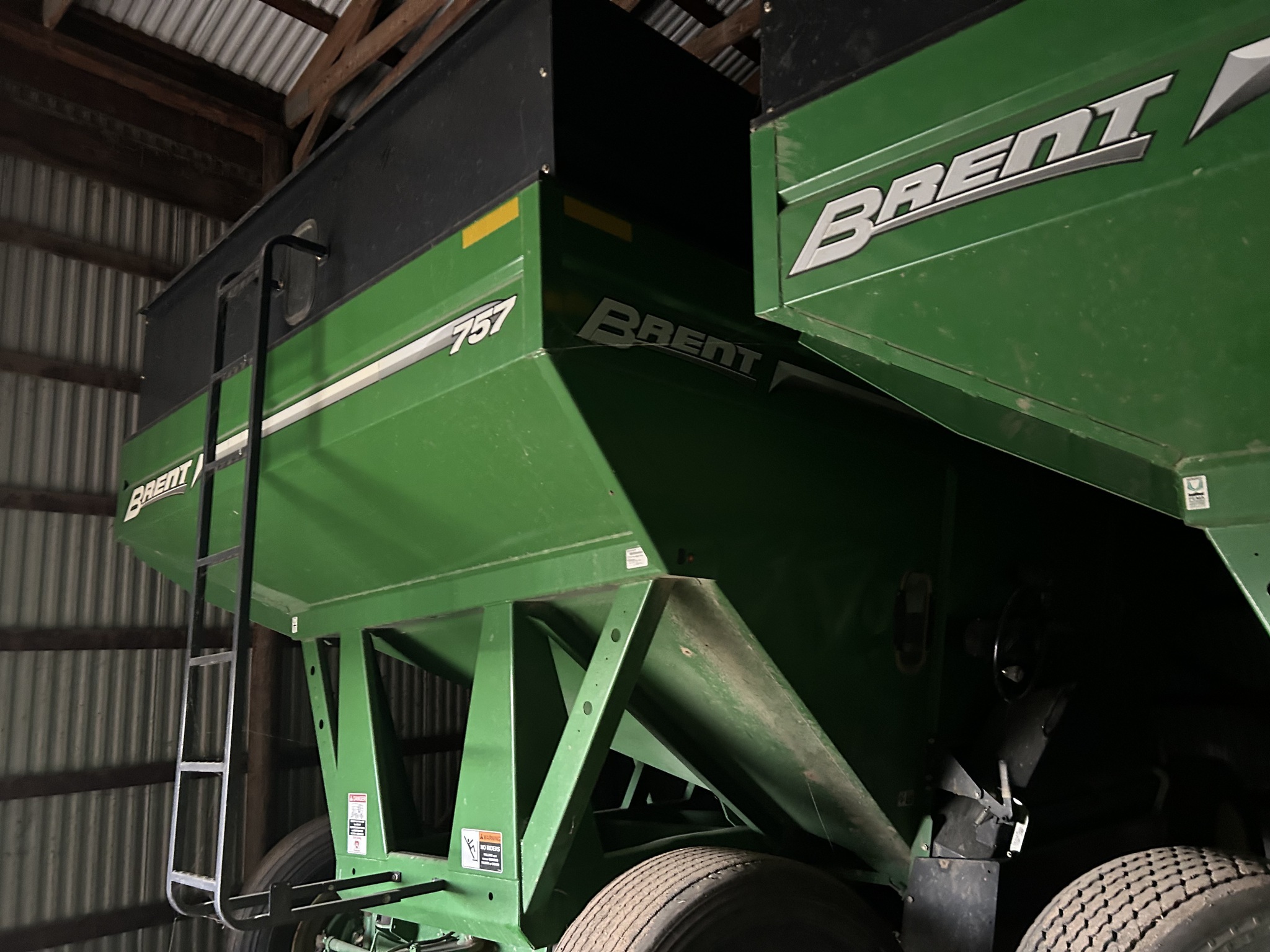 2017 Brent GT-757 Gravity Wagon
