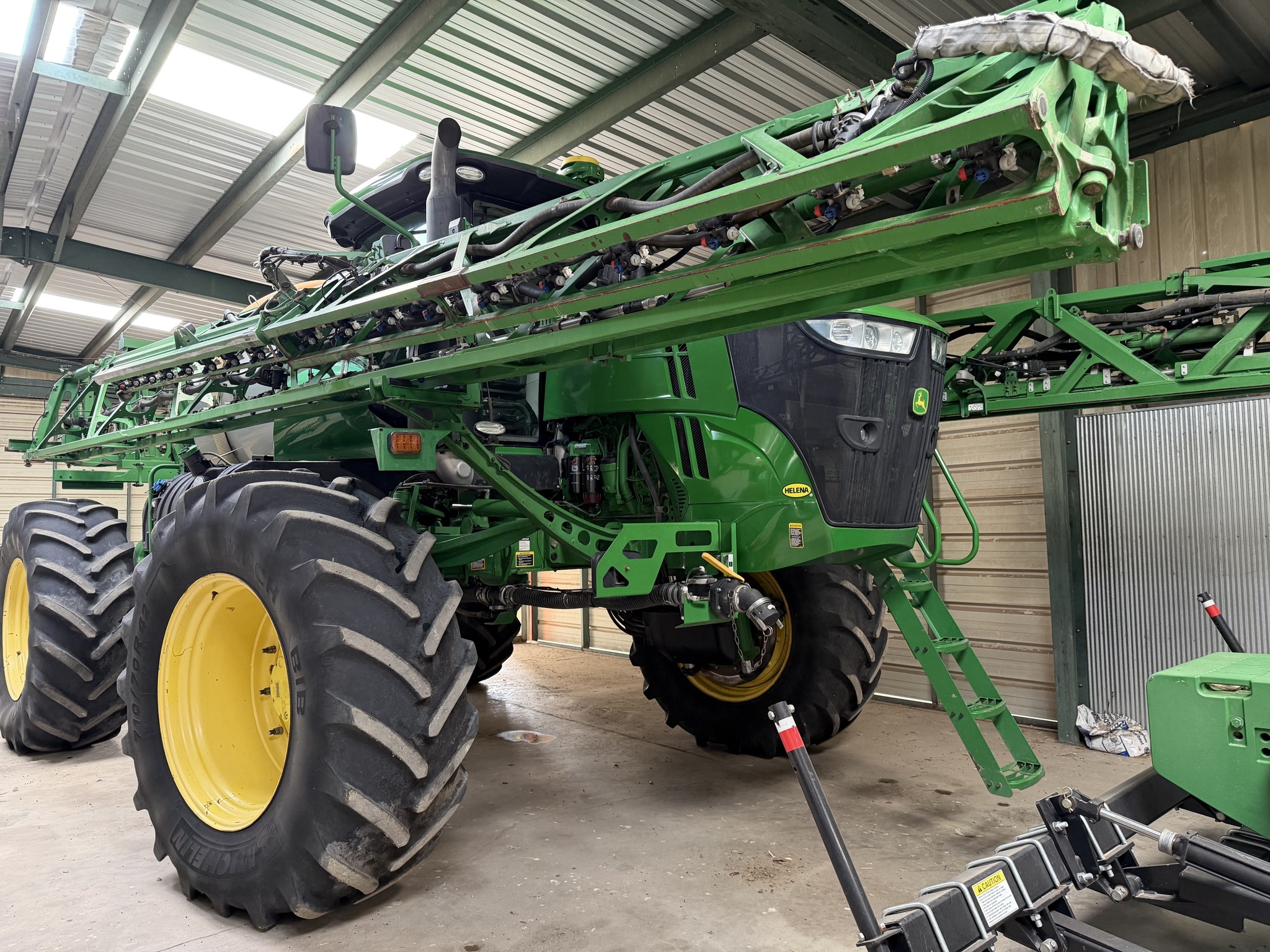 2020 John Deere R4060 Self-Propelled Sprayer