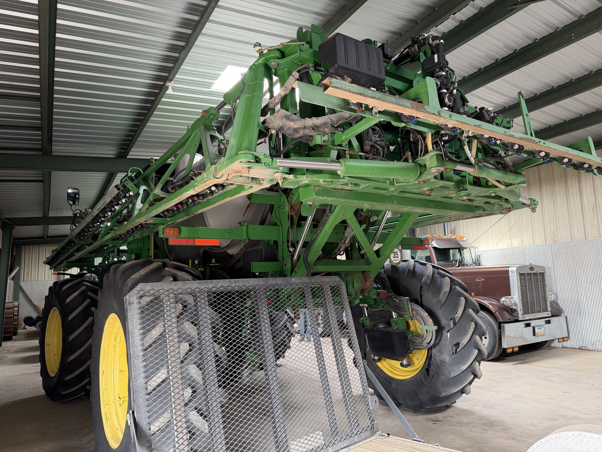 2020 John Deere R4060 Self-Propelled Sprayer