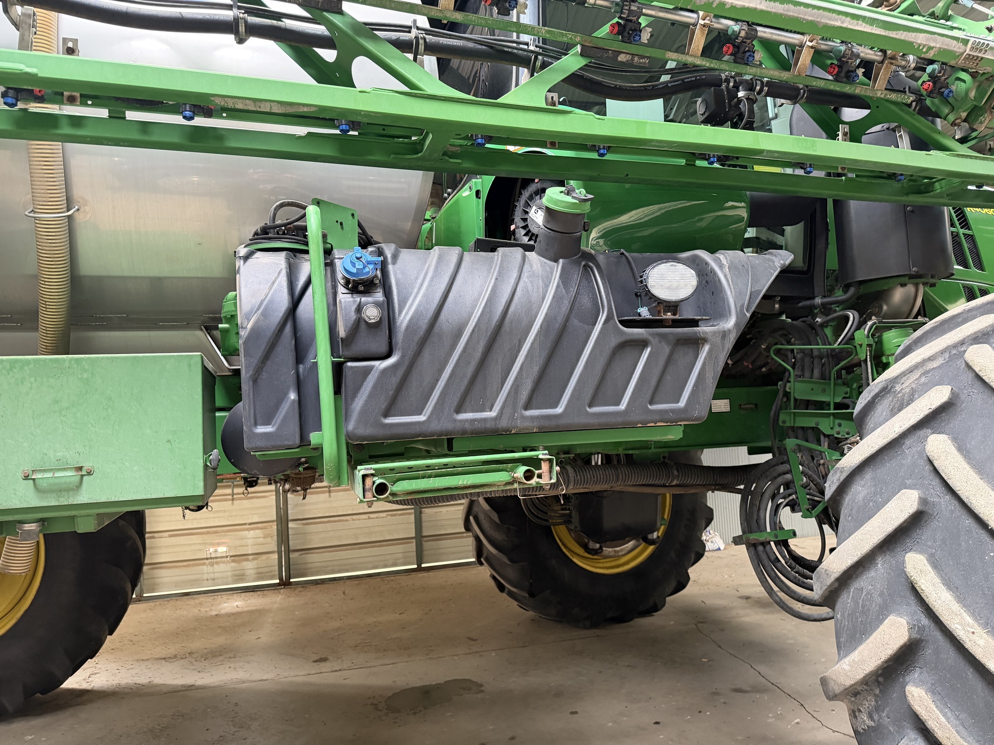 2020 John Deere R4060 Self-Propelled Sprayer