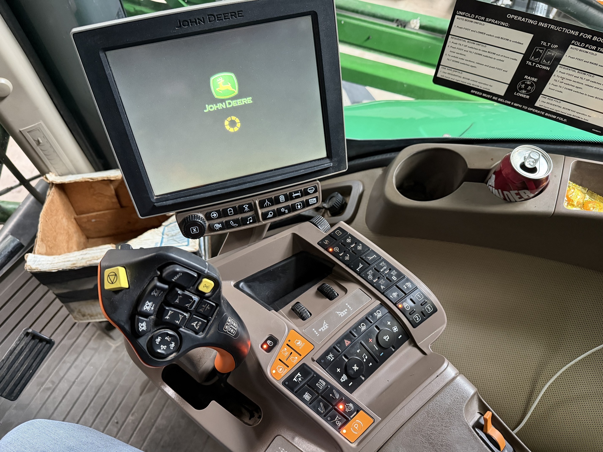 2020 John Deere R4060 Self-Propelled Sprayer