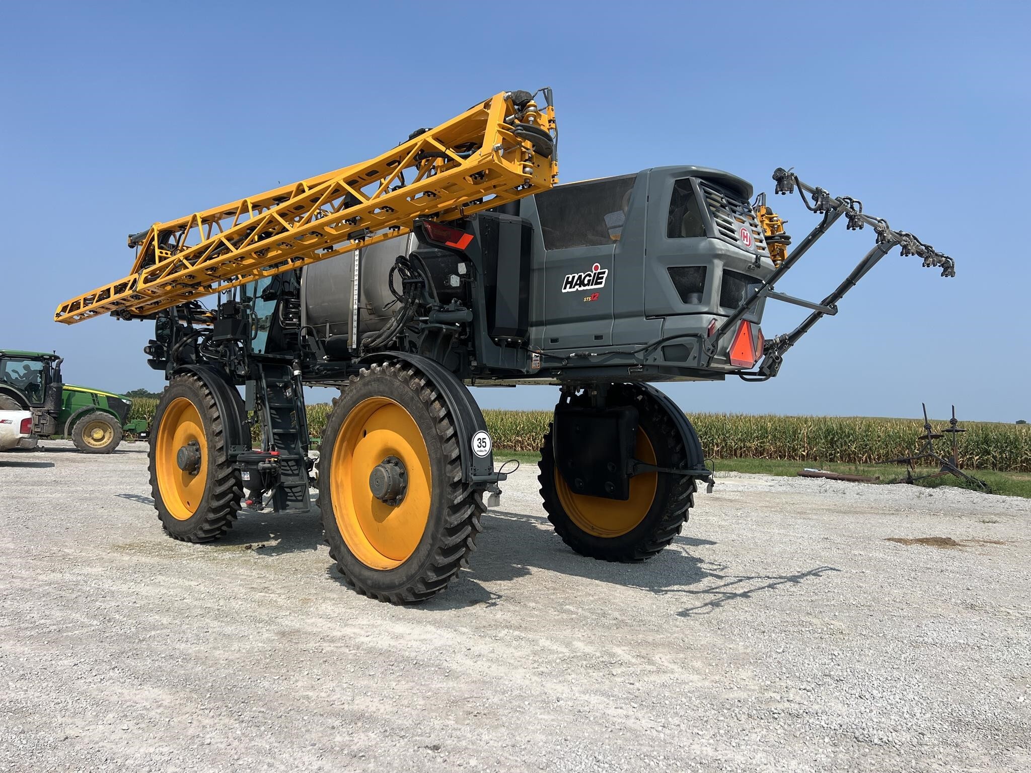 2024 Hagie STS12 Self-Propelled Sprayer