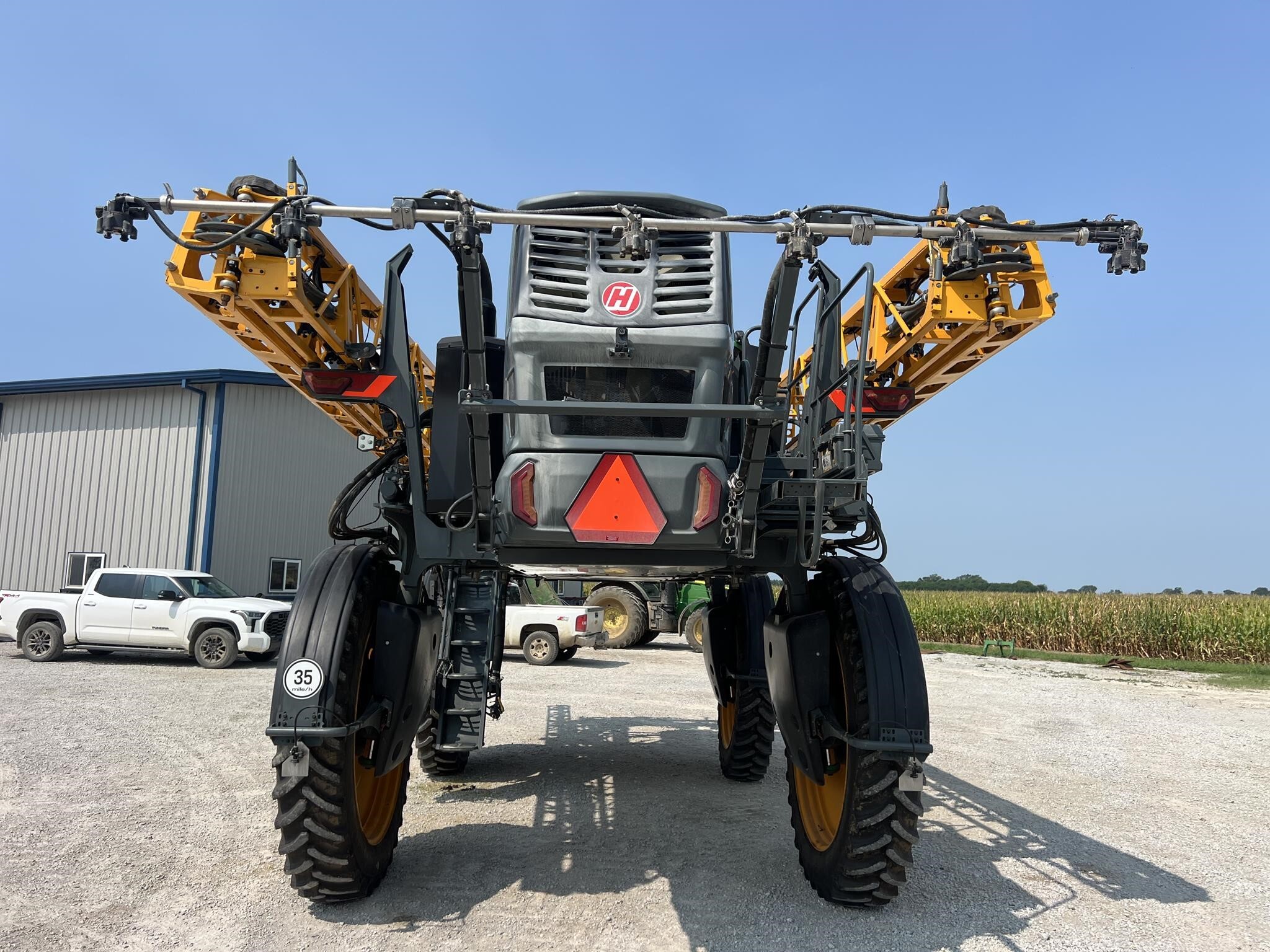 2024 Hagie STS12 Self-Propelled Sprayer