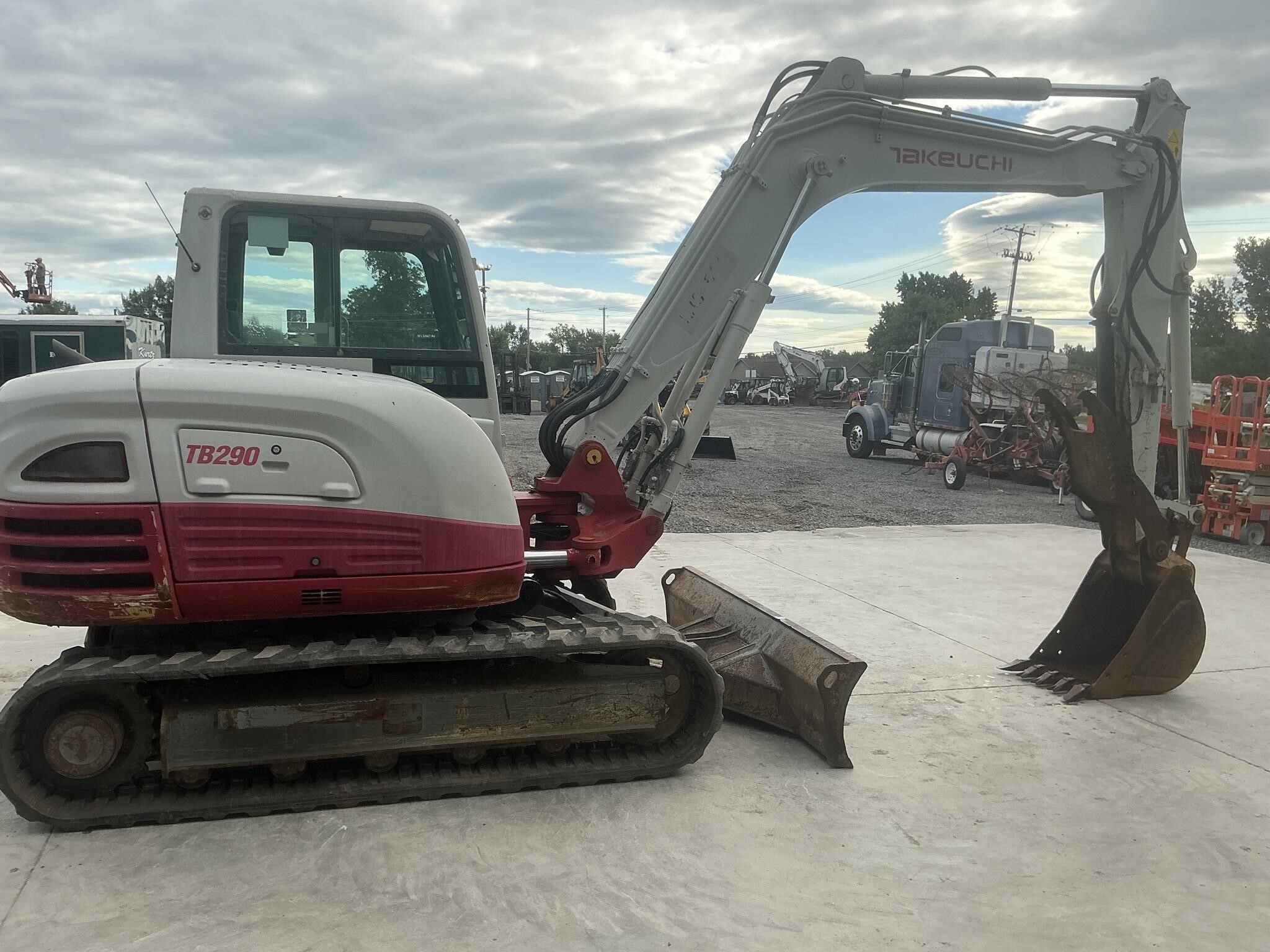 2015 Takeuchi TB290 Excavator