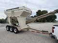  Unverferth 3750 Seed Tender