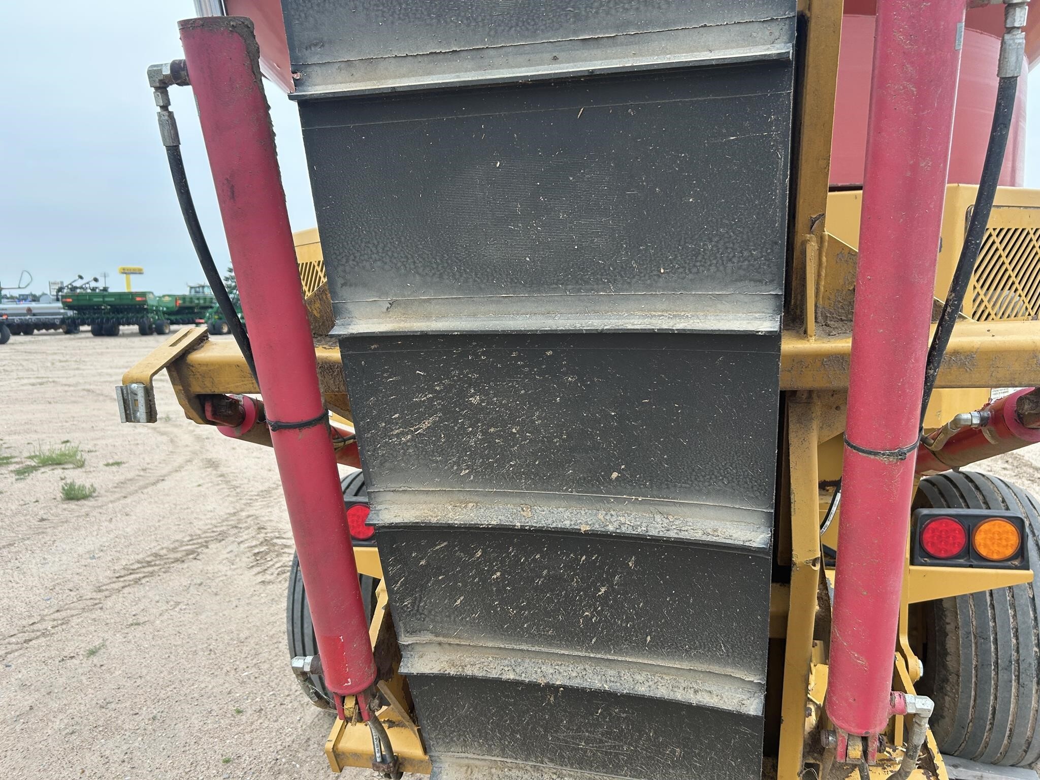 2017 Haybuster H1130 Grinders and Mixer