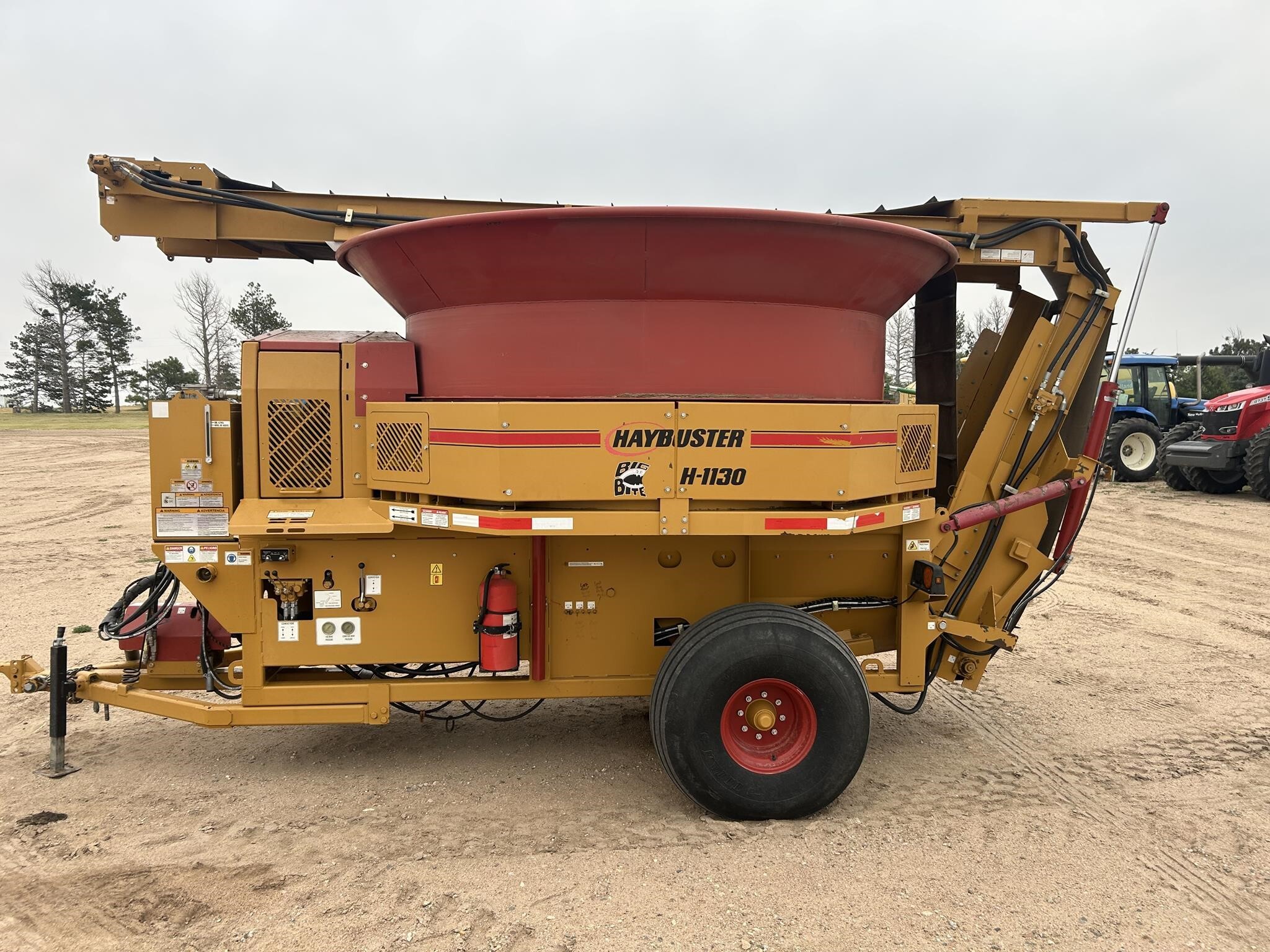2017 Haybuster H1130 Grinders and Mixer