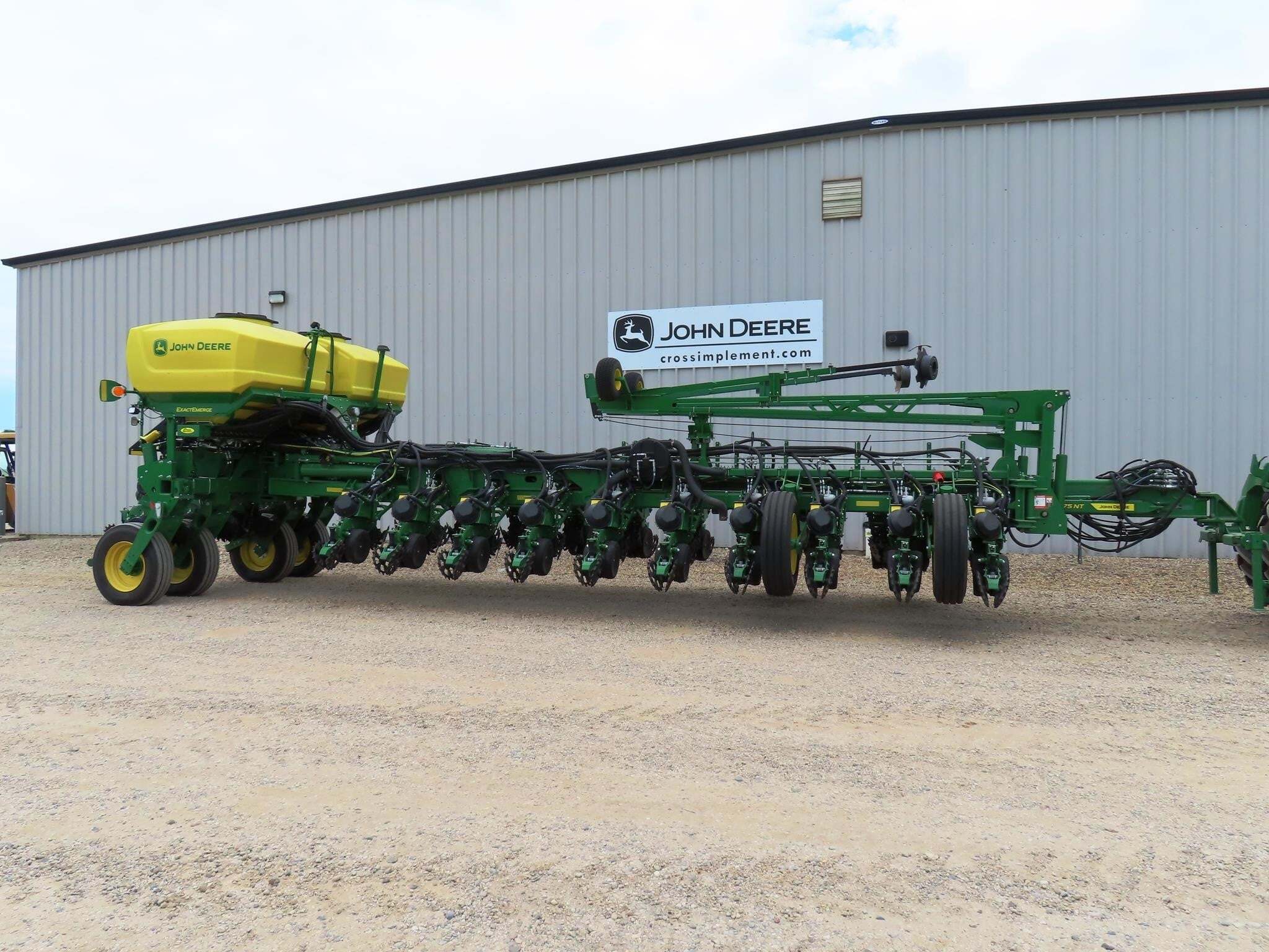 2024 John Deere 1775NT Planter