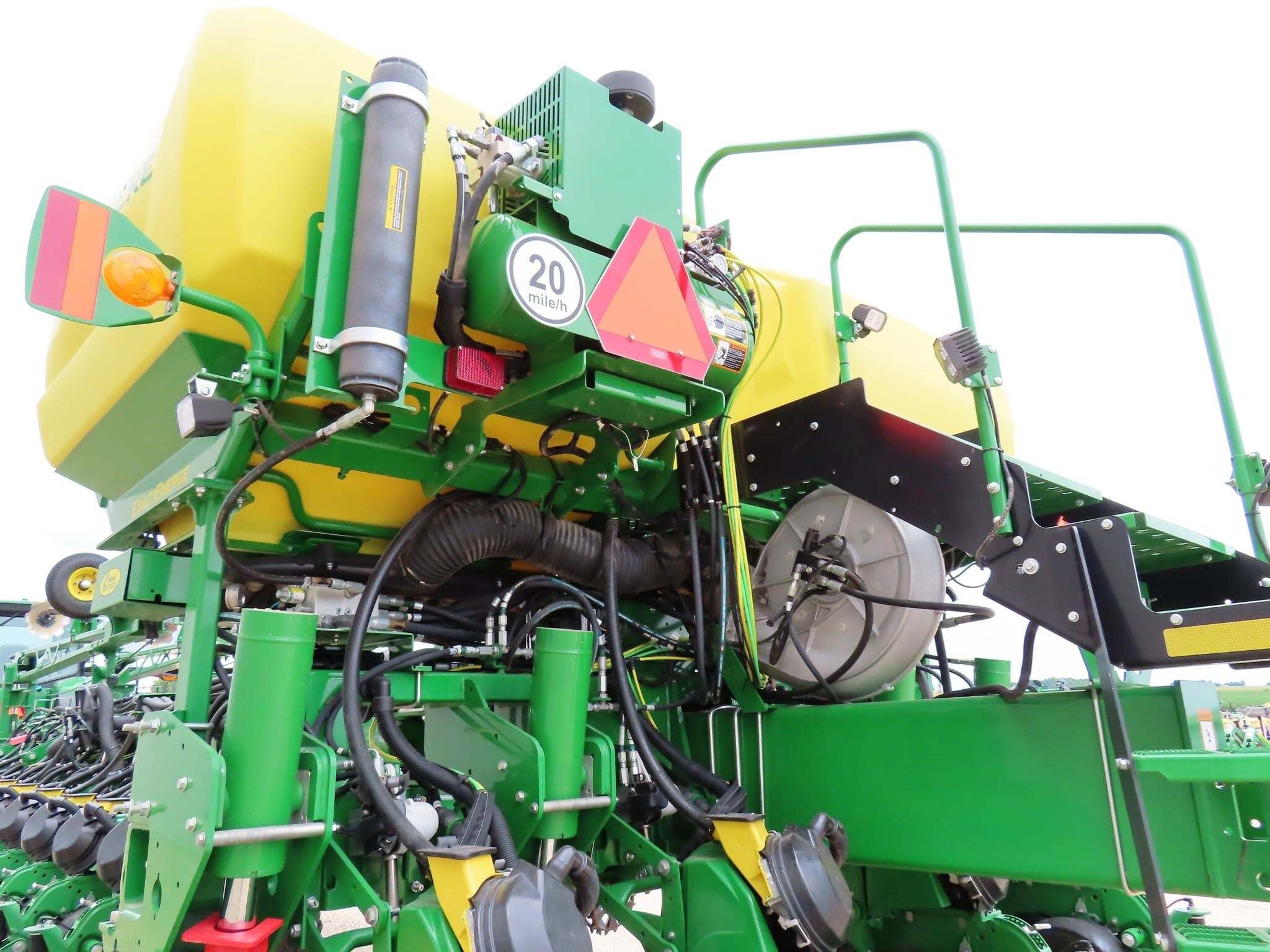 2024 John Deere 1775NT Planter