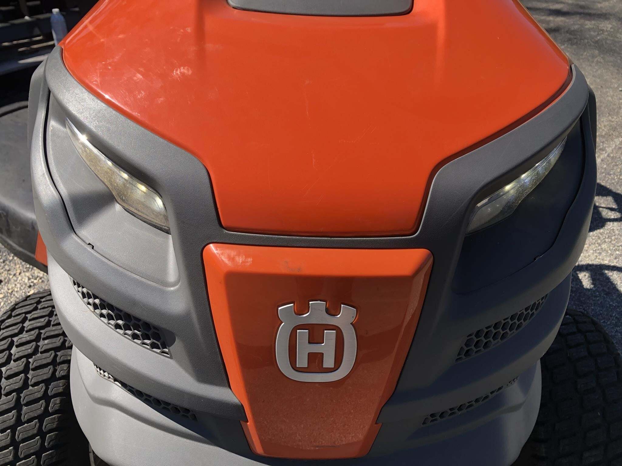2017 Husqvarna yt48dxls Lawn Mower