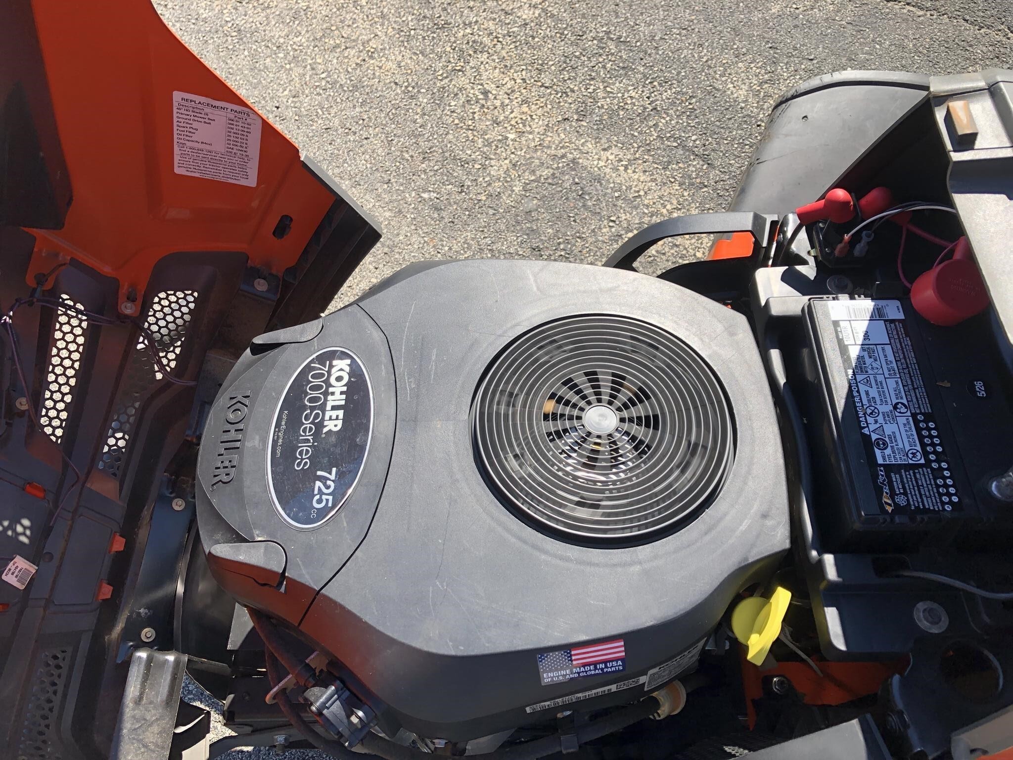 2017 Husqvarna yt48dxls Lawn Mower