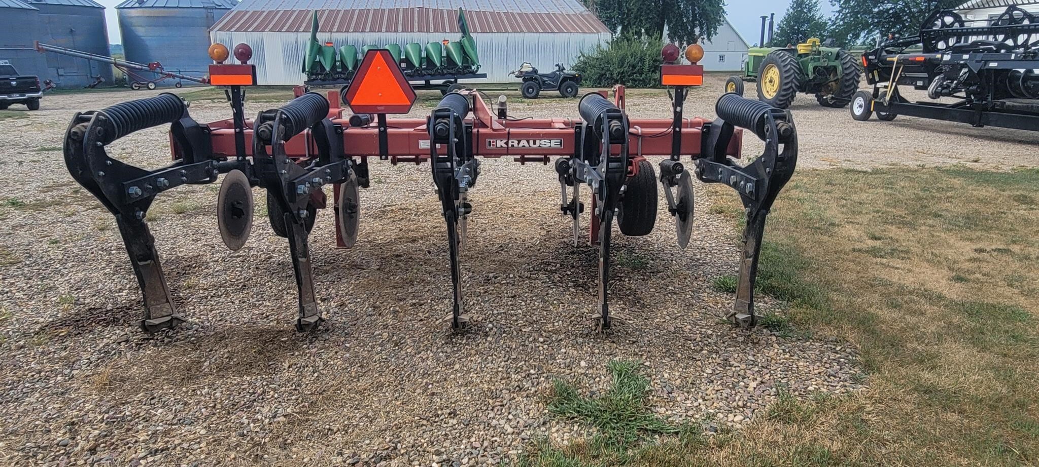 2002 Krause 4830-530R In-Line Ripper