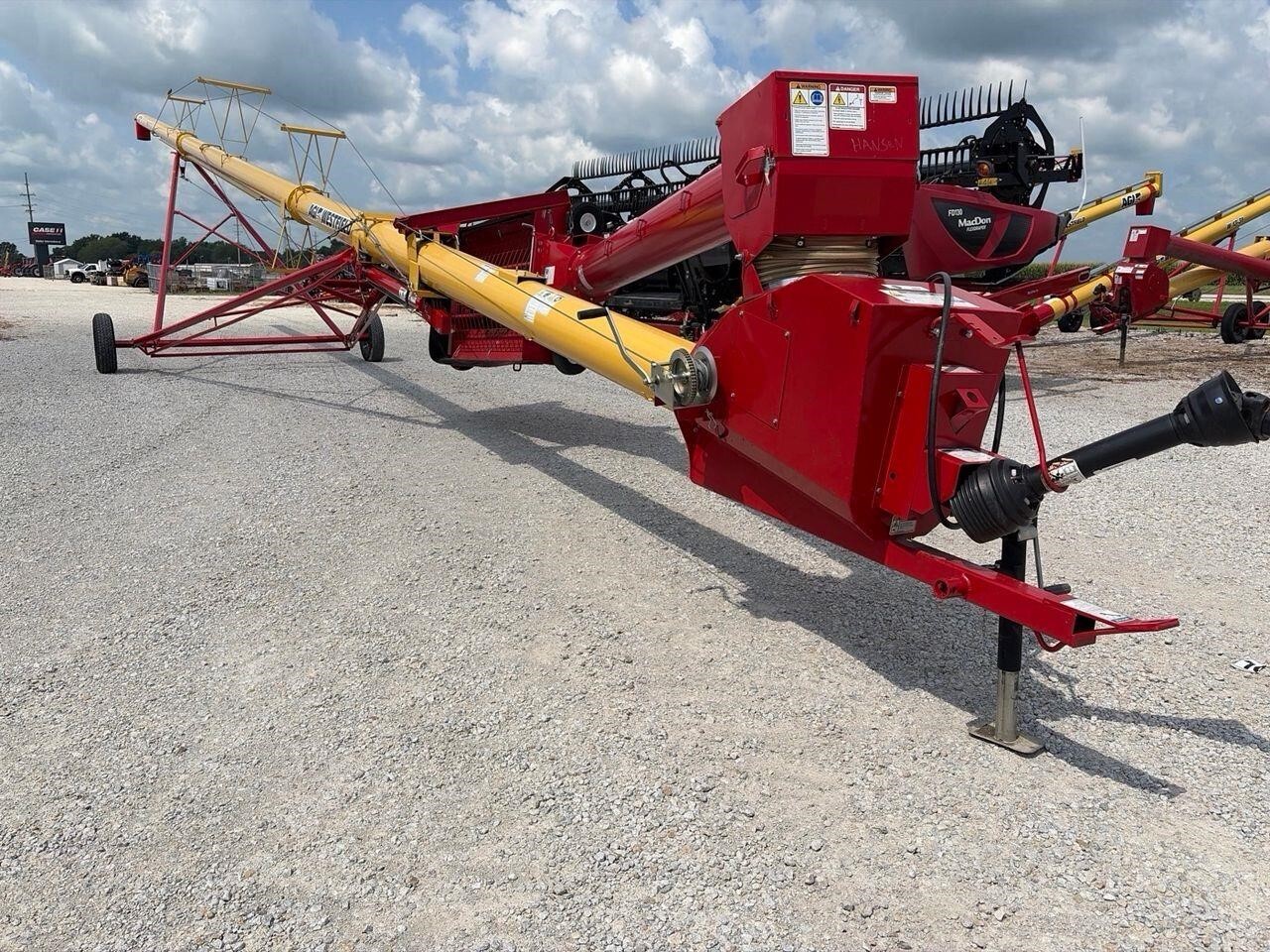 2021 Westfield MKX10-73 Augers and Conveyor